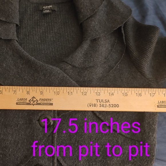 Alfani 100% merino wool button-up sweater size Small Petite - Picture 7 of 7